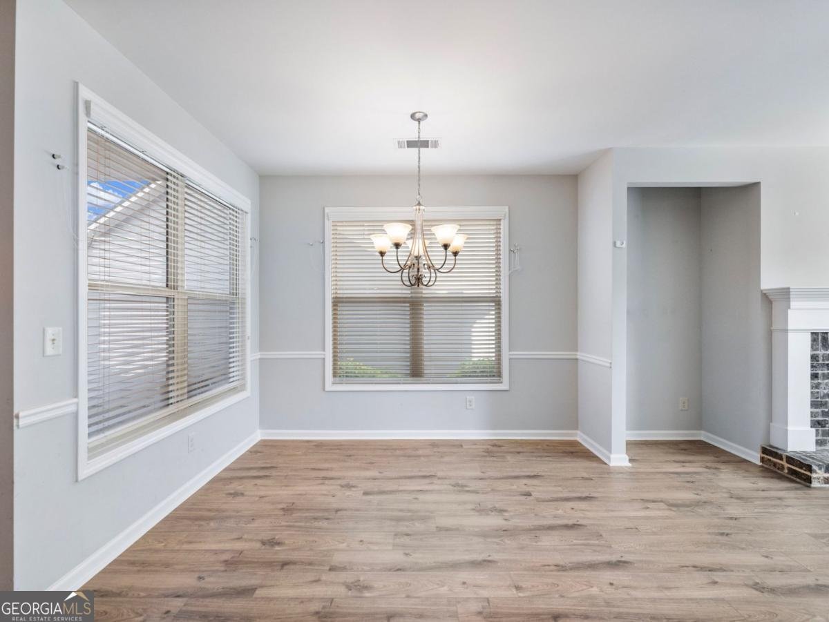 6026 Yacht Way Flowery Branch - Photo 18