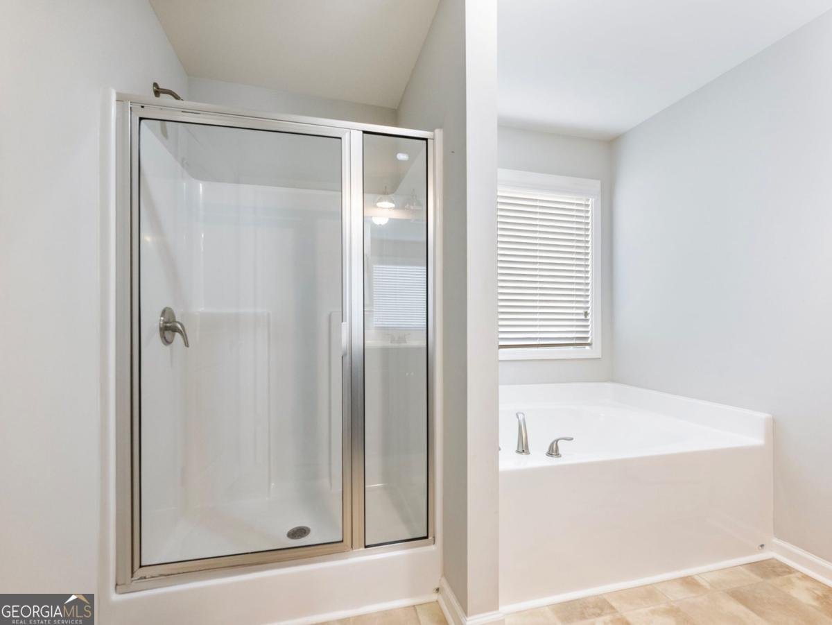 6026 Yacht Way Flowery Branch - Photo 28