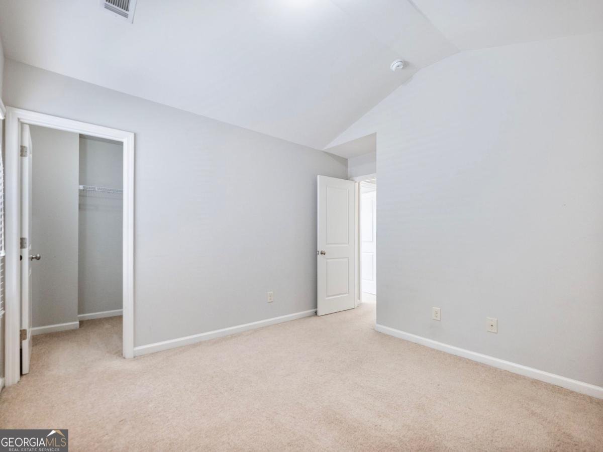 6026 Yacht Way Flowery Branch - Photo 37