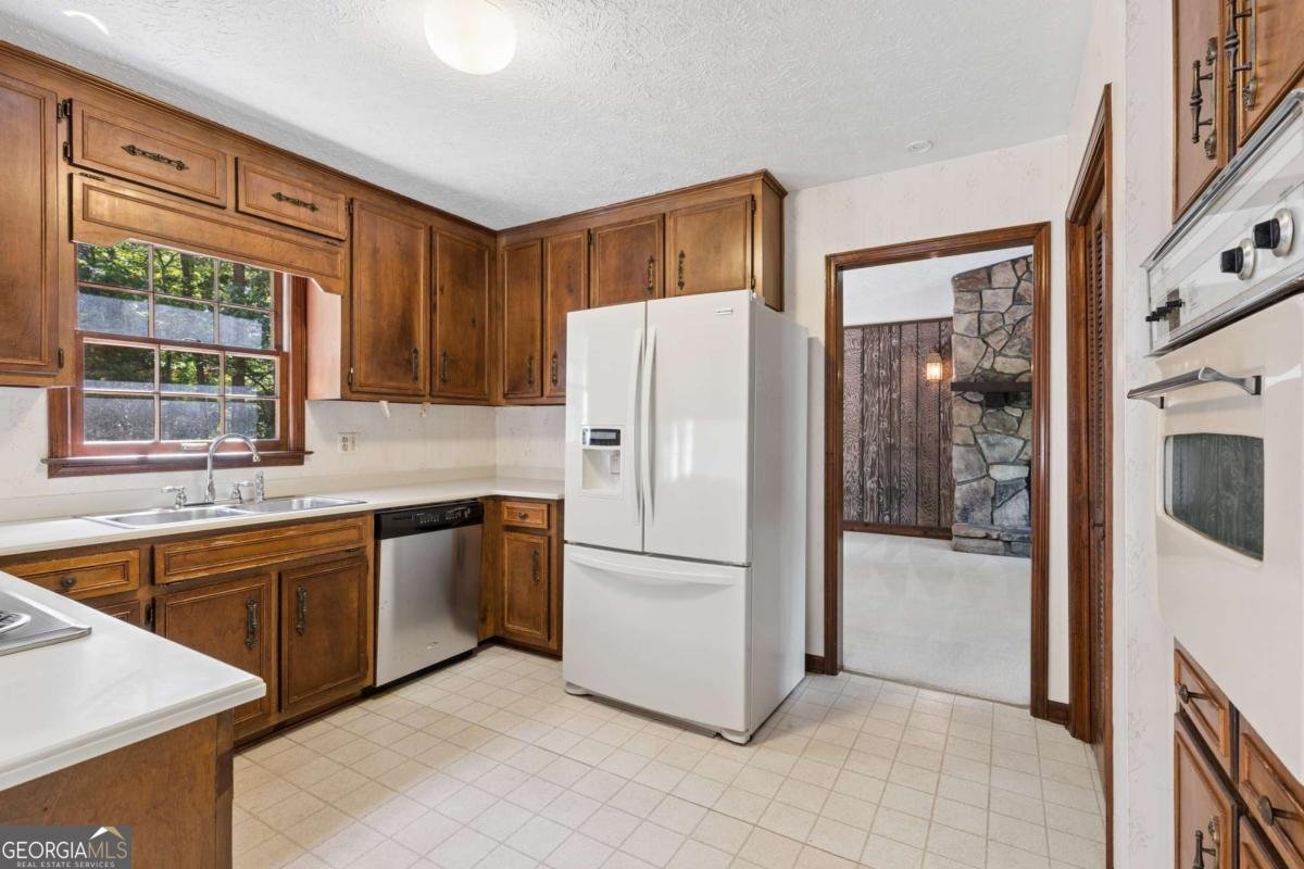 2450 Castle Lane Marietta - Photo 11