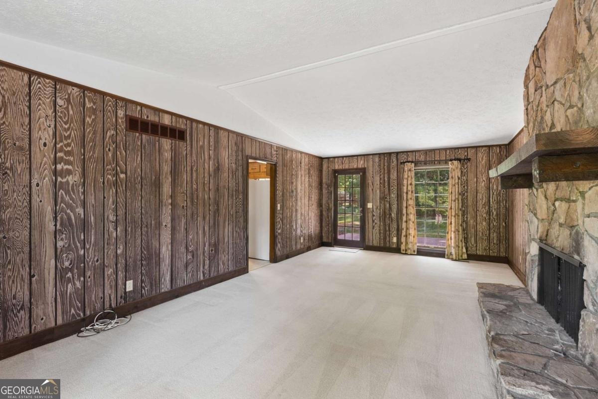 2450 Castle Lane Marietta - Photo 17