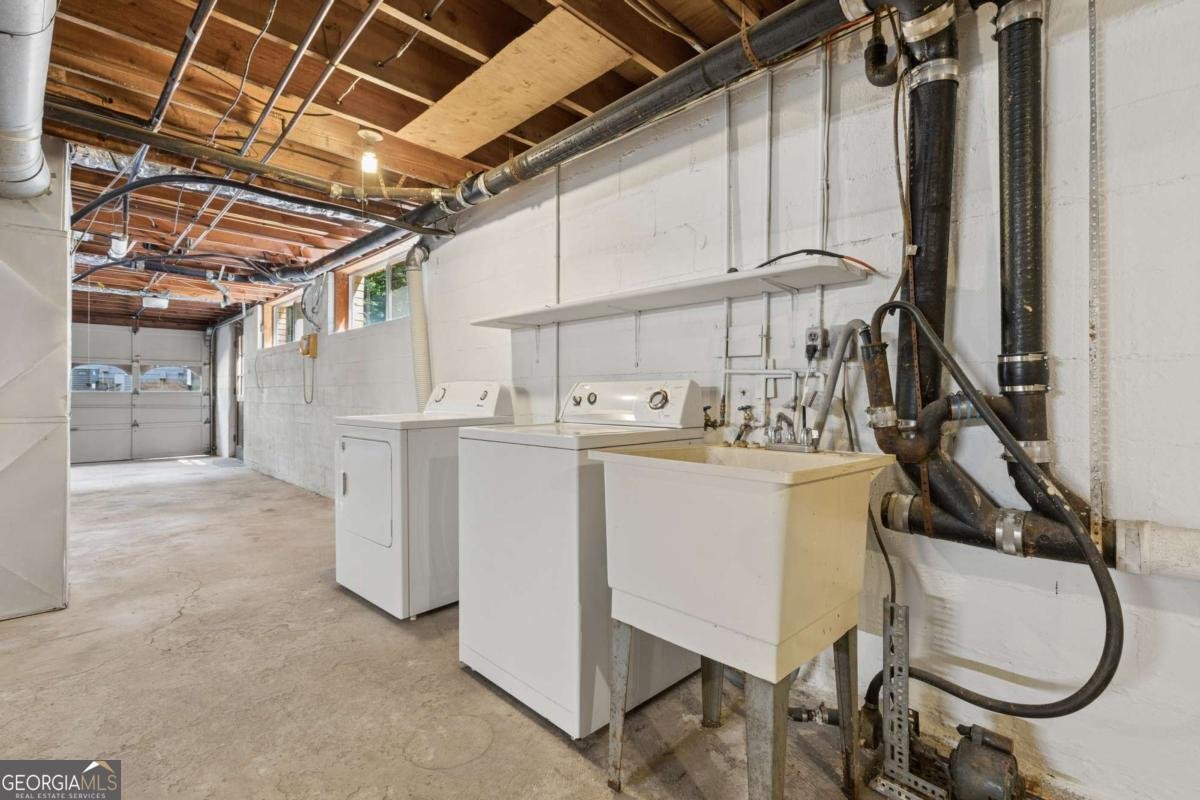 2450 Castle Lane Marietta - Photo 36