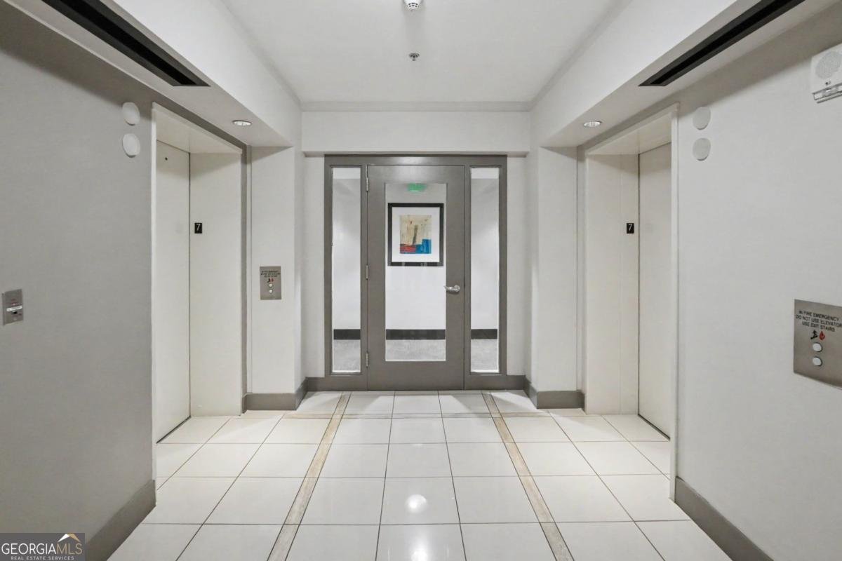 285 Centennial Olympic Park Drive Atlanta - Photo 7