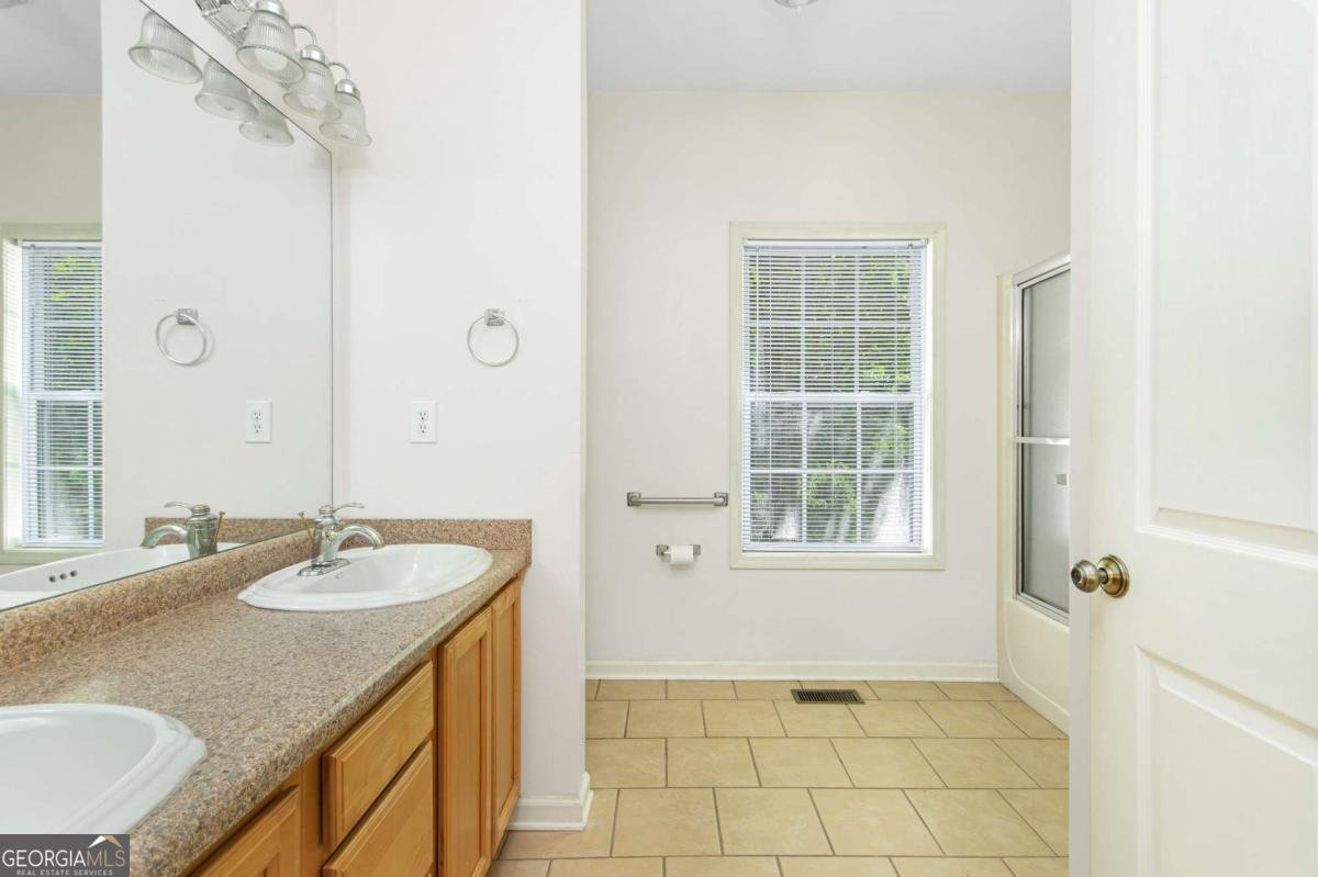 550 Oak Ridge Drive Oxford - Photo 22