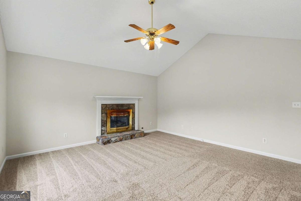 2158 Alyssa Court Lithia Springs - Photo 9