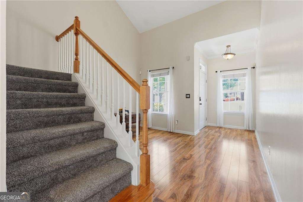 221 Rosewood Way Atlanta - Photo 11