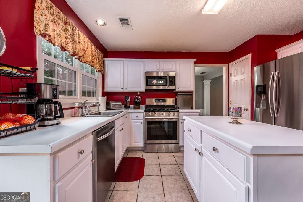 660 Glenbarrett Court Marietta - Photo 11