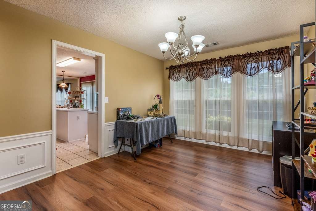 660 Glenbarrett Court Marietta - Photo 7