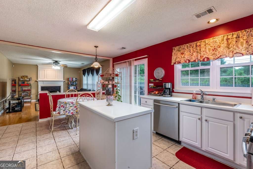 660 Glenbarrett Court Marietta - Photo 9