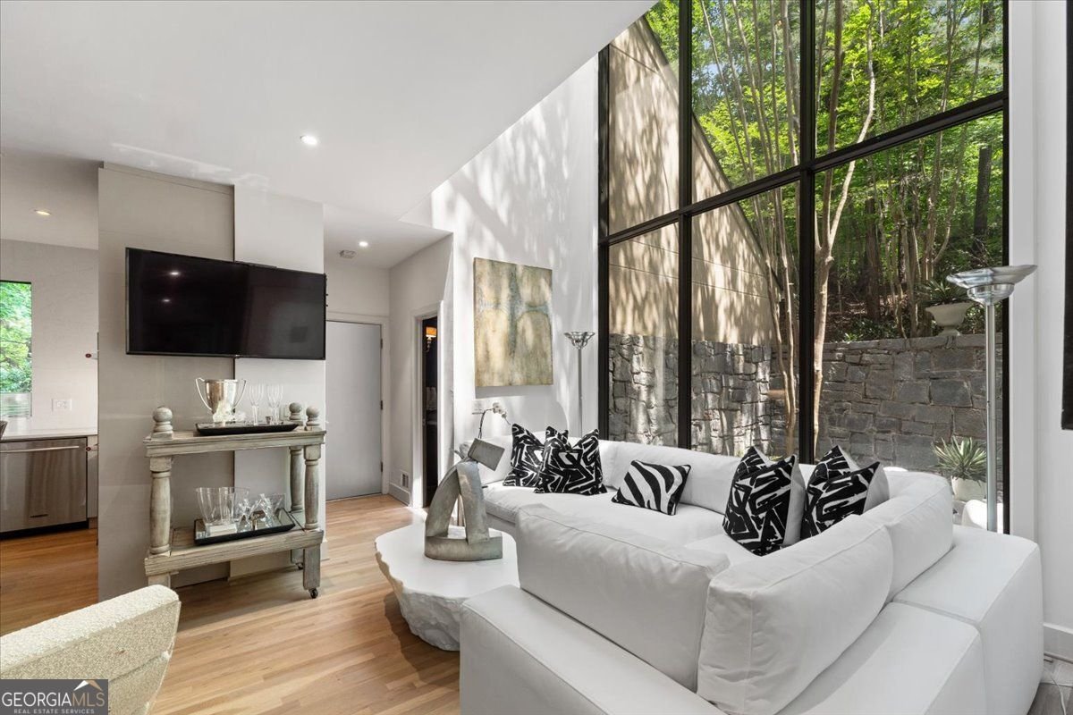 4040 Whitewater Creek Road Atlanta - Photo 23