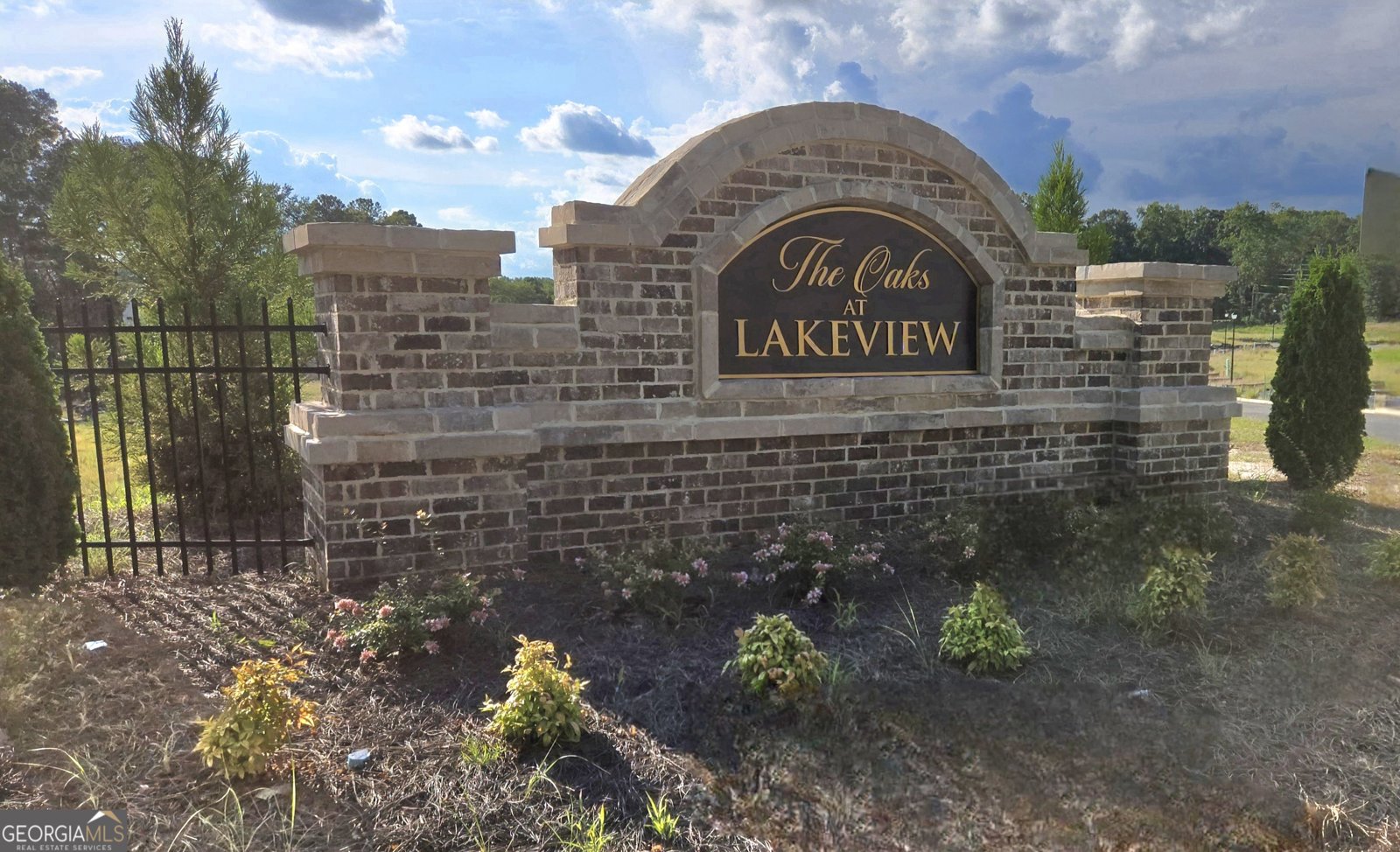 1066 Lakeview Oaks Court Grayson - Photo 1