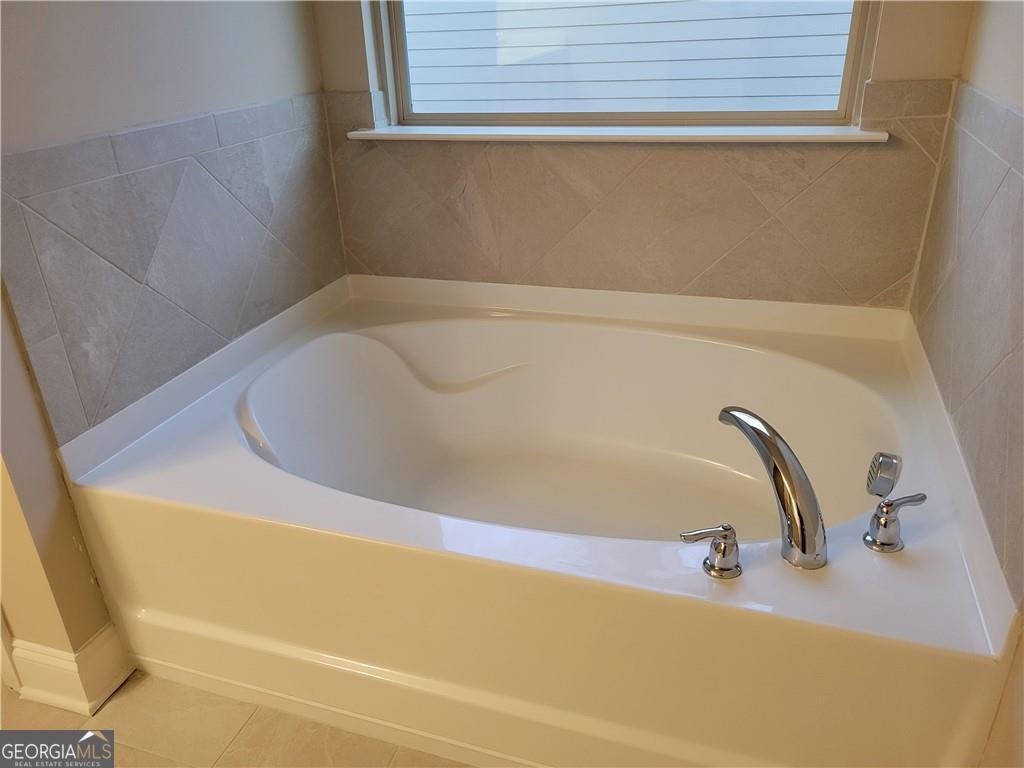 1066 Lakeview Oaks Court Grayson - Photo 19