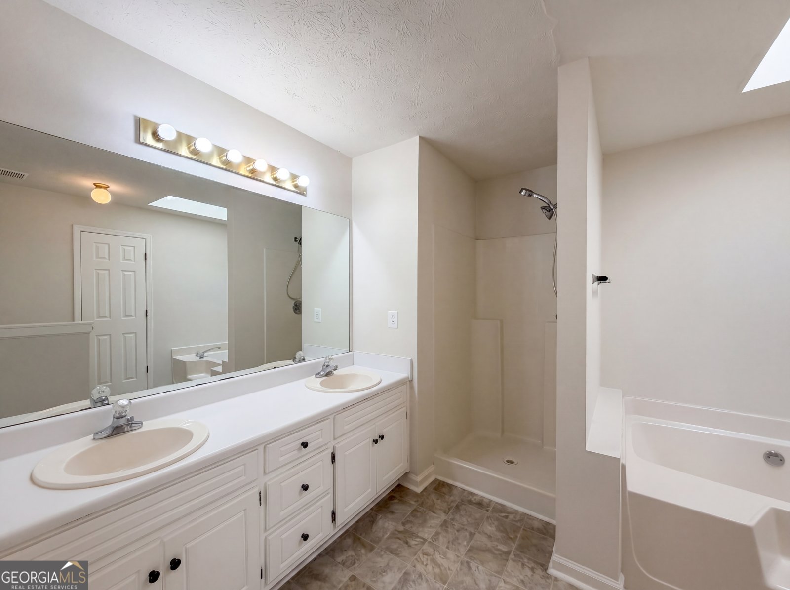 1556 Wynfield Court Auburn - Photo 14