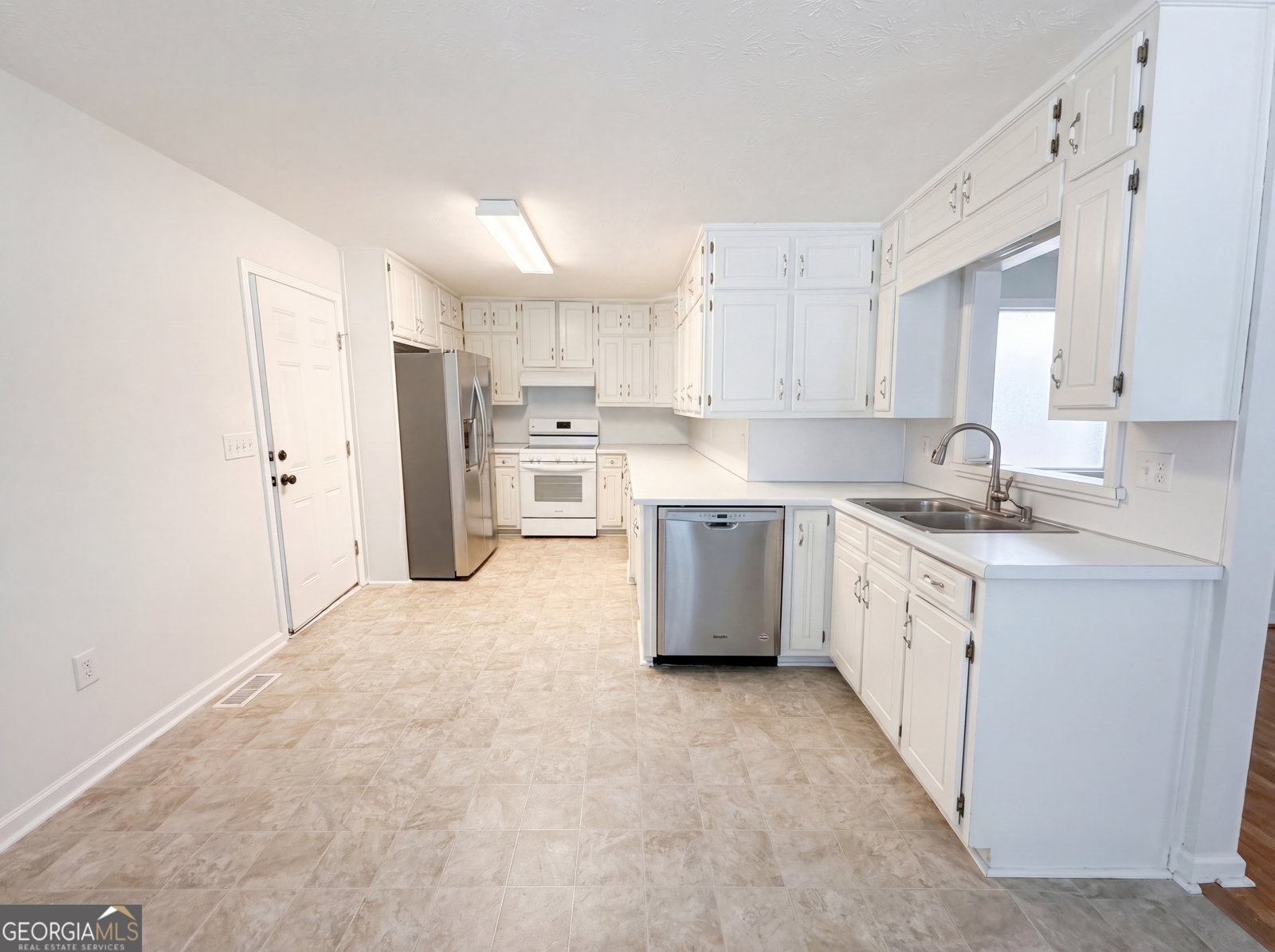 1556 Wynfield Court Auburn - Photo 9