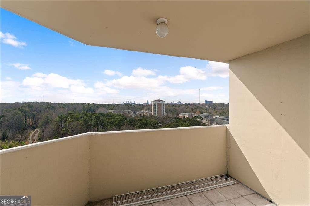 1501 Clairmont Road Decatur - Photo 18