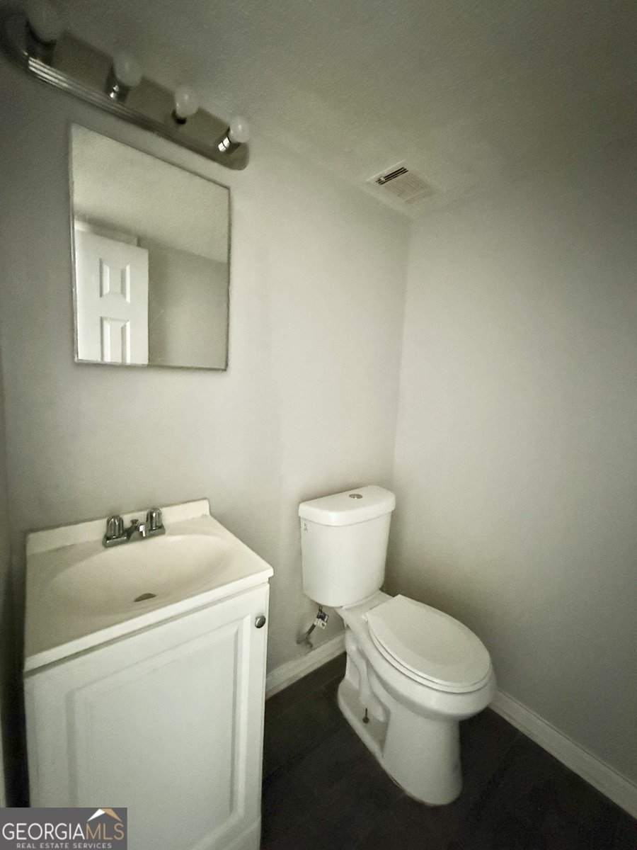 4701 Flat Shoals Road Union City - Photo 9