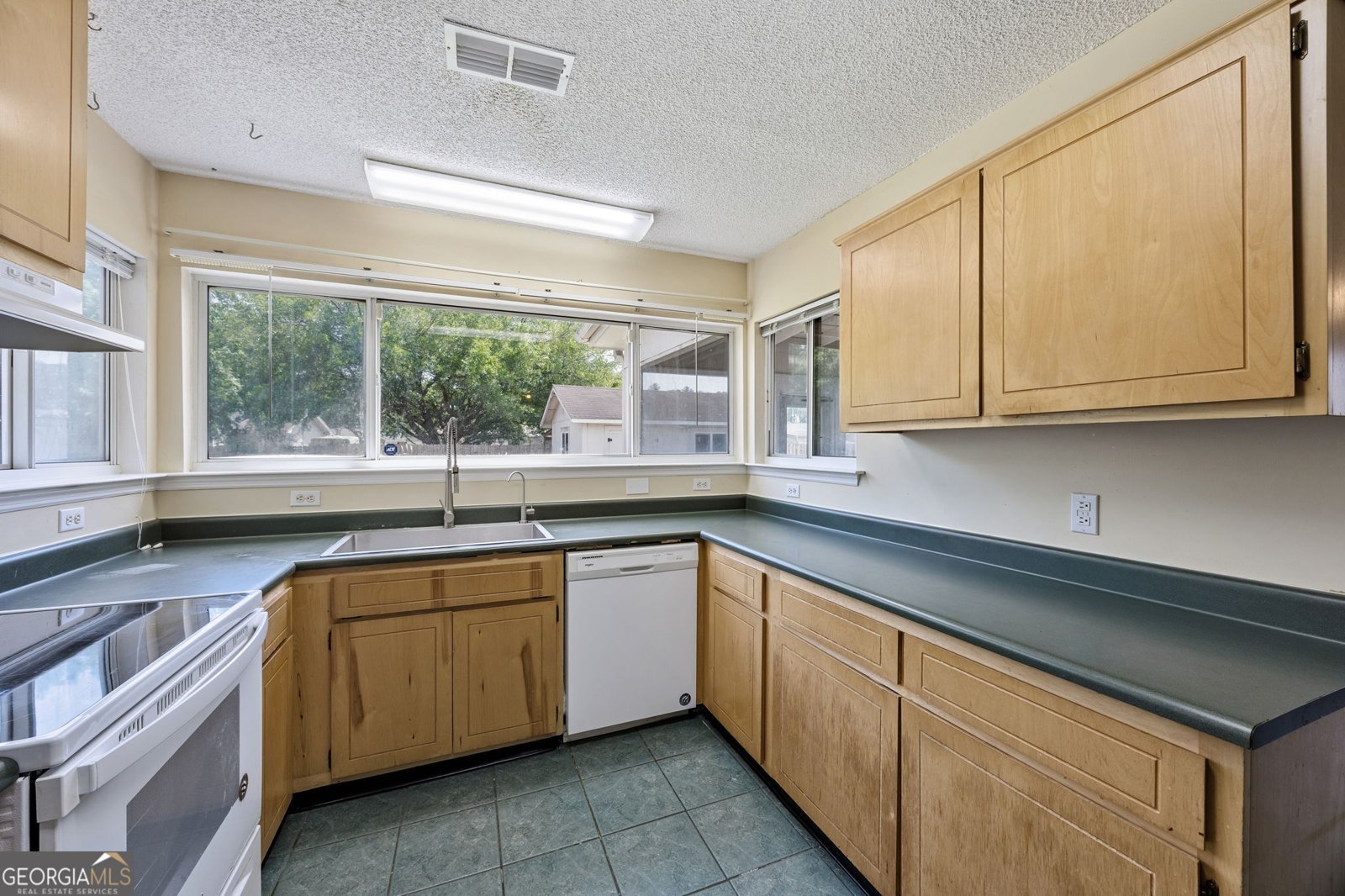 226 Greenbriar Road Kingsland - Photo 17