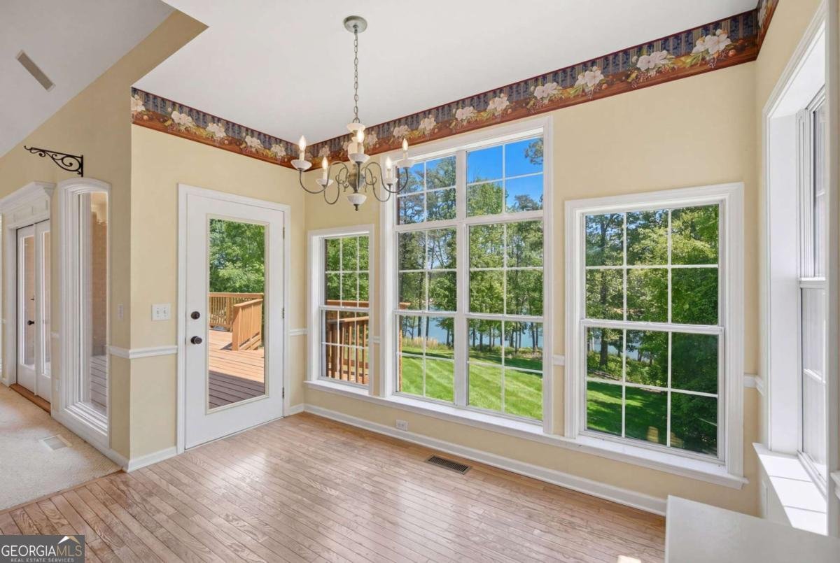 2744 Waters Edge Drive Gainesville - Photo 17