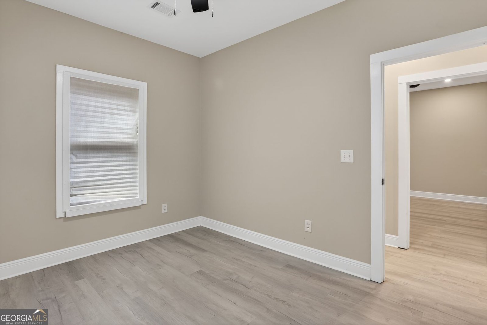 607 Solomon Street Griffin - Photo 10