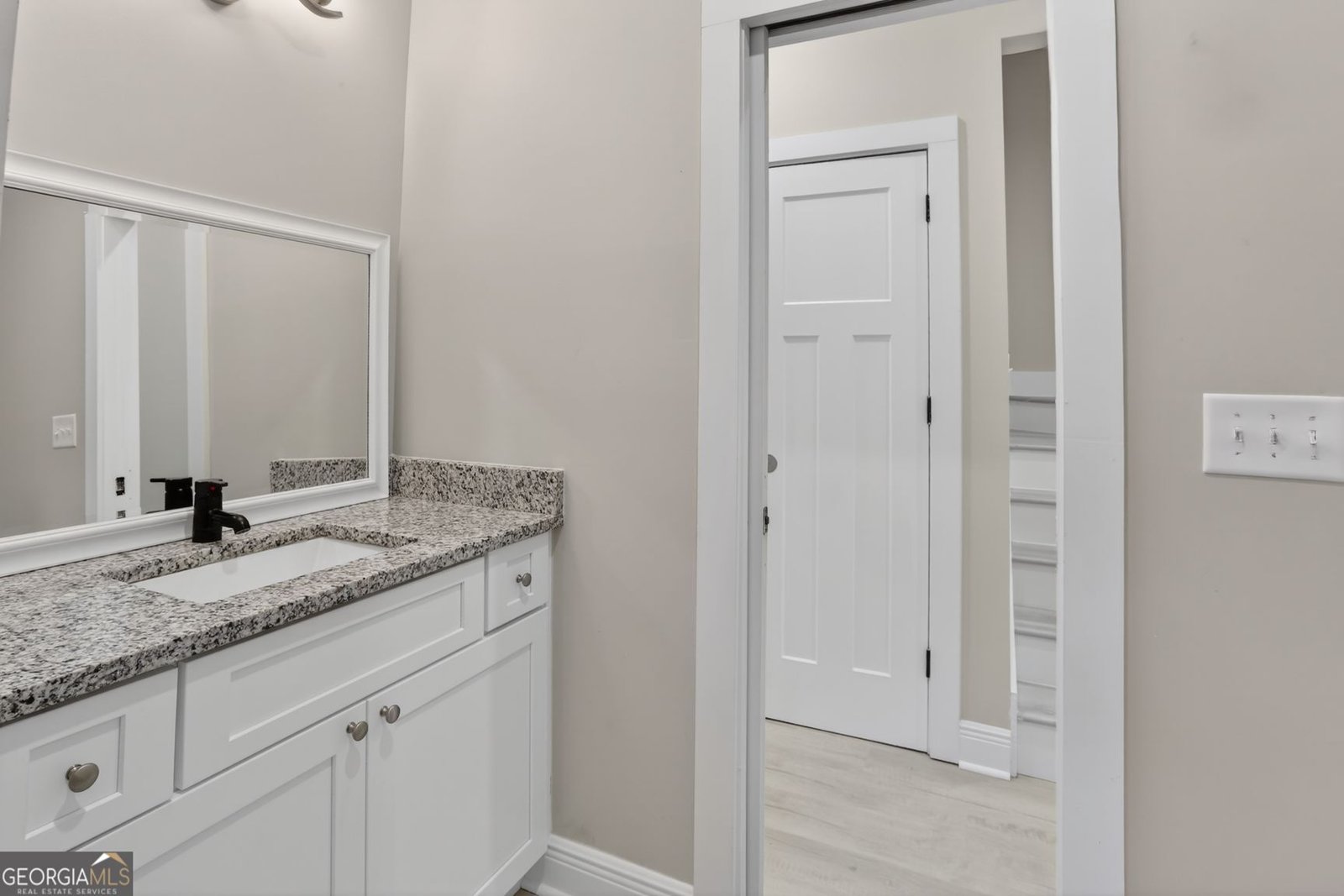 607 Solomon Street Griffin - Photo 12