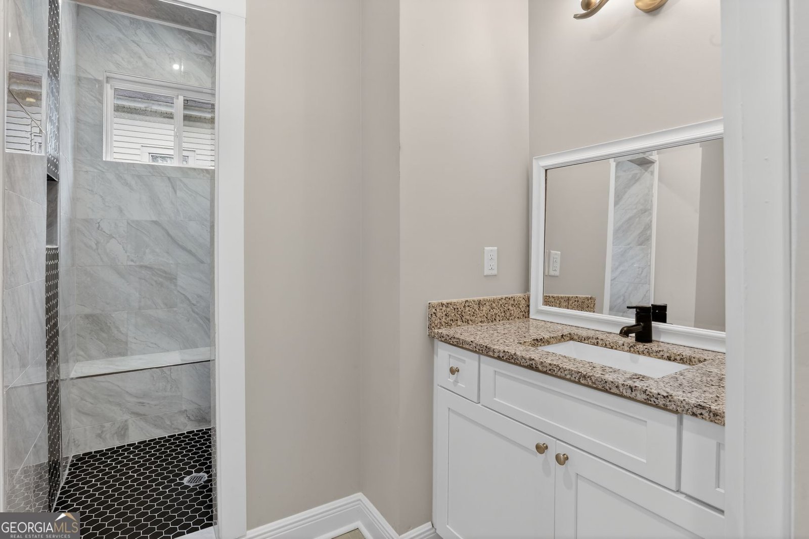 607 Solomon Street Griffin - Photo 14