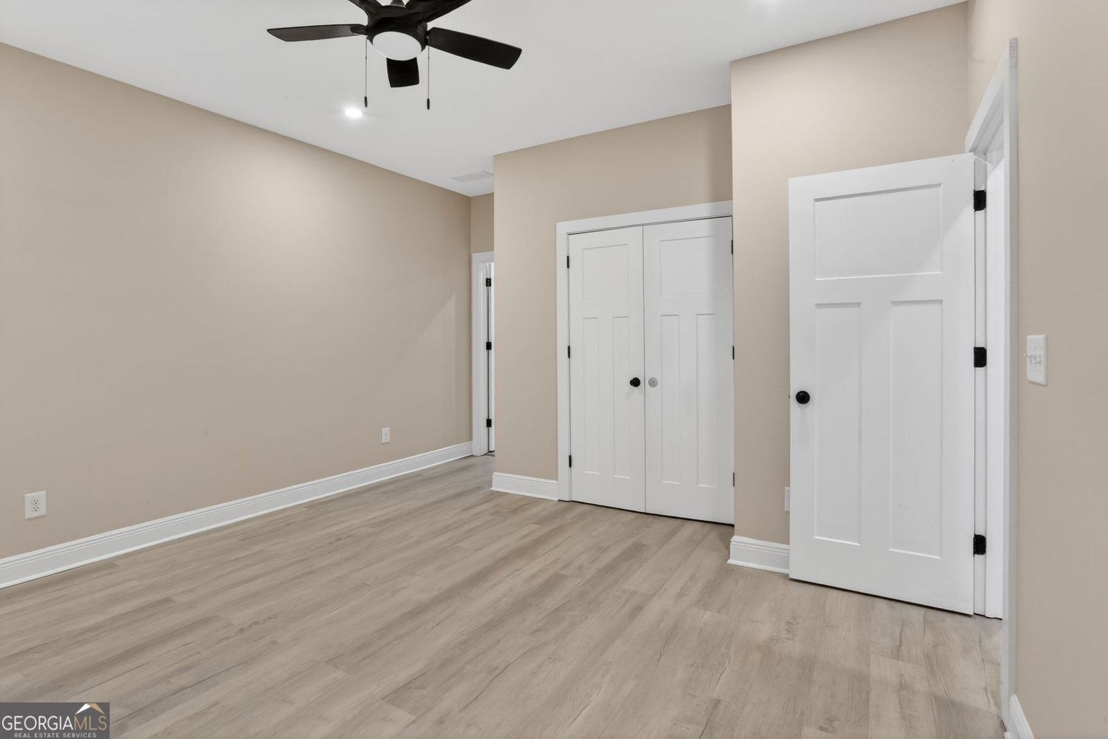 607 Solomon Street Griffin - Photo 8