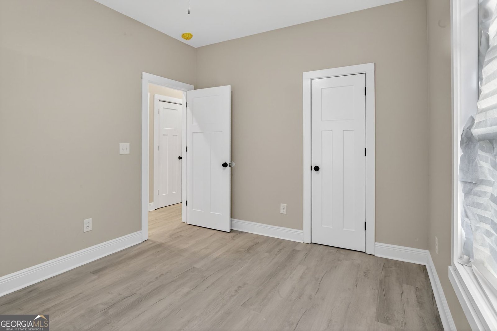 607 Solomon Street Griffin - Photo 9