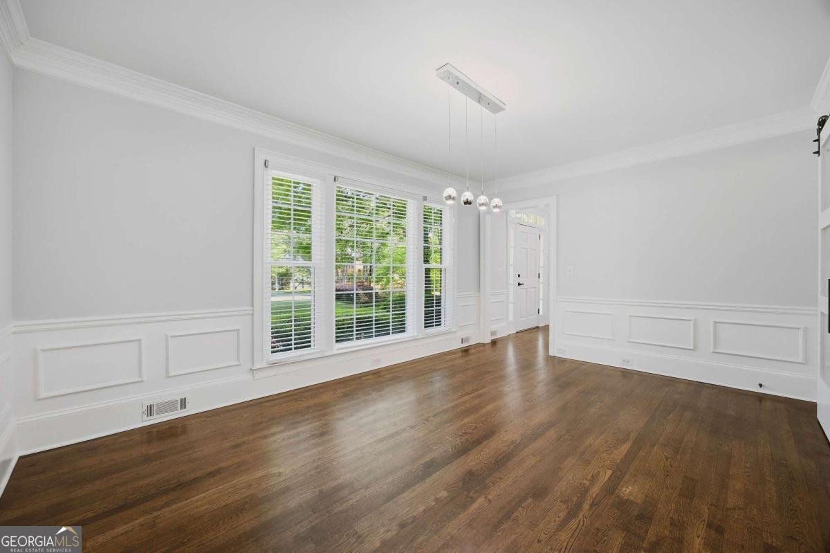 7525 Spalding Sandy Springs - Photo 11