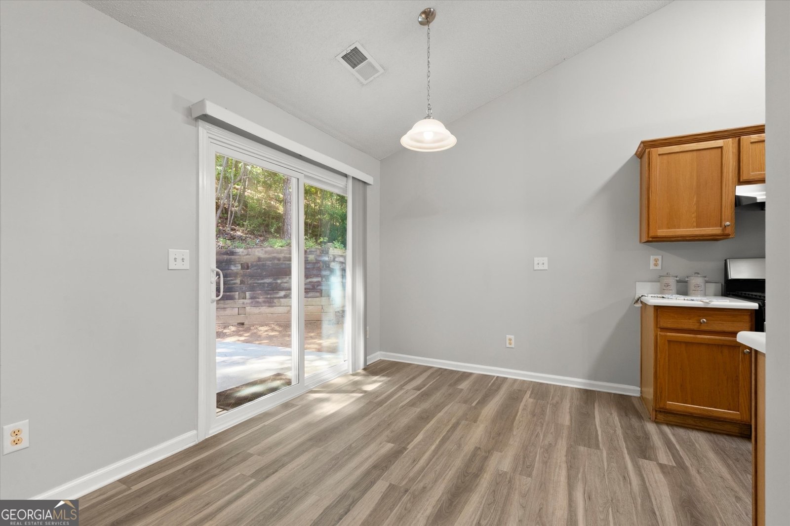 5673 Riverside Walk Drive Sugar Hill - Photo 11