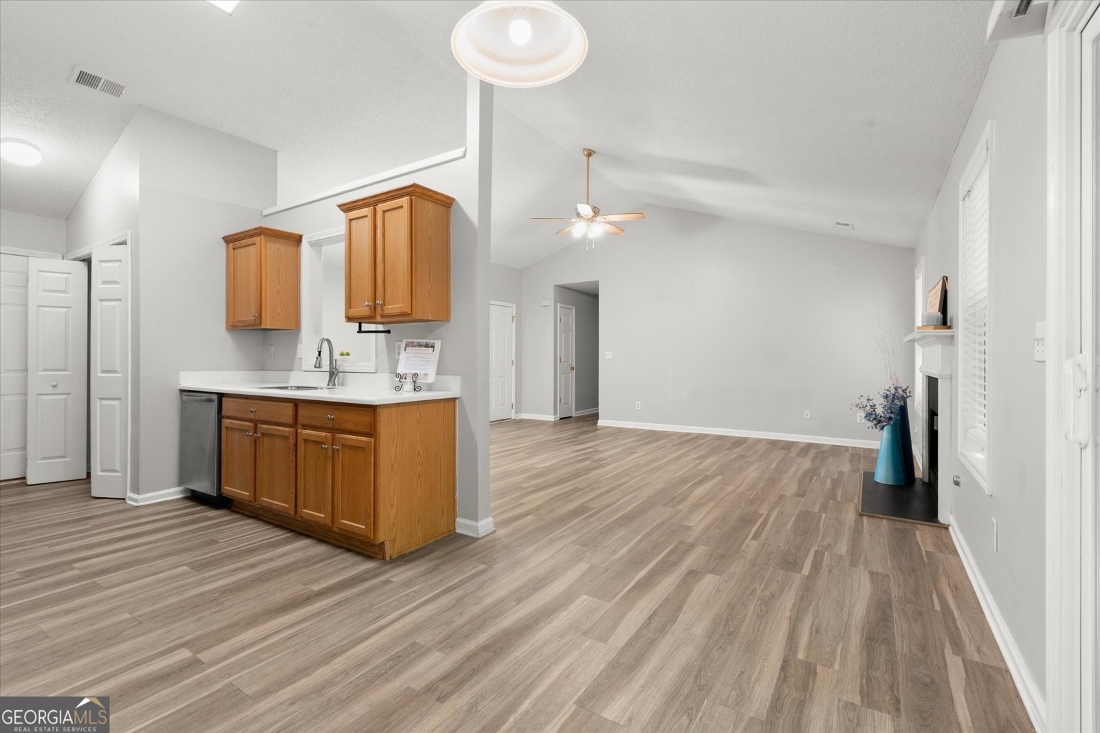 5673 Riverside Walk Drive Sugar Hill - Photo 13