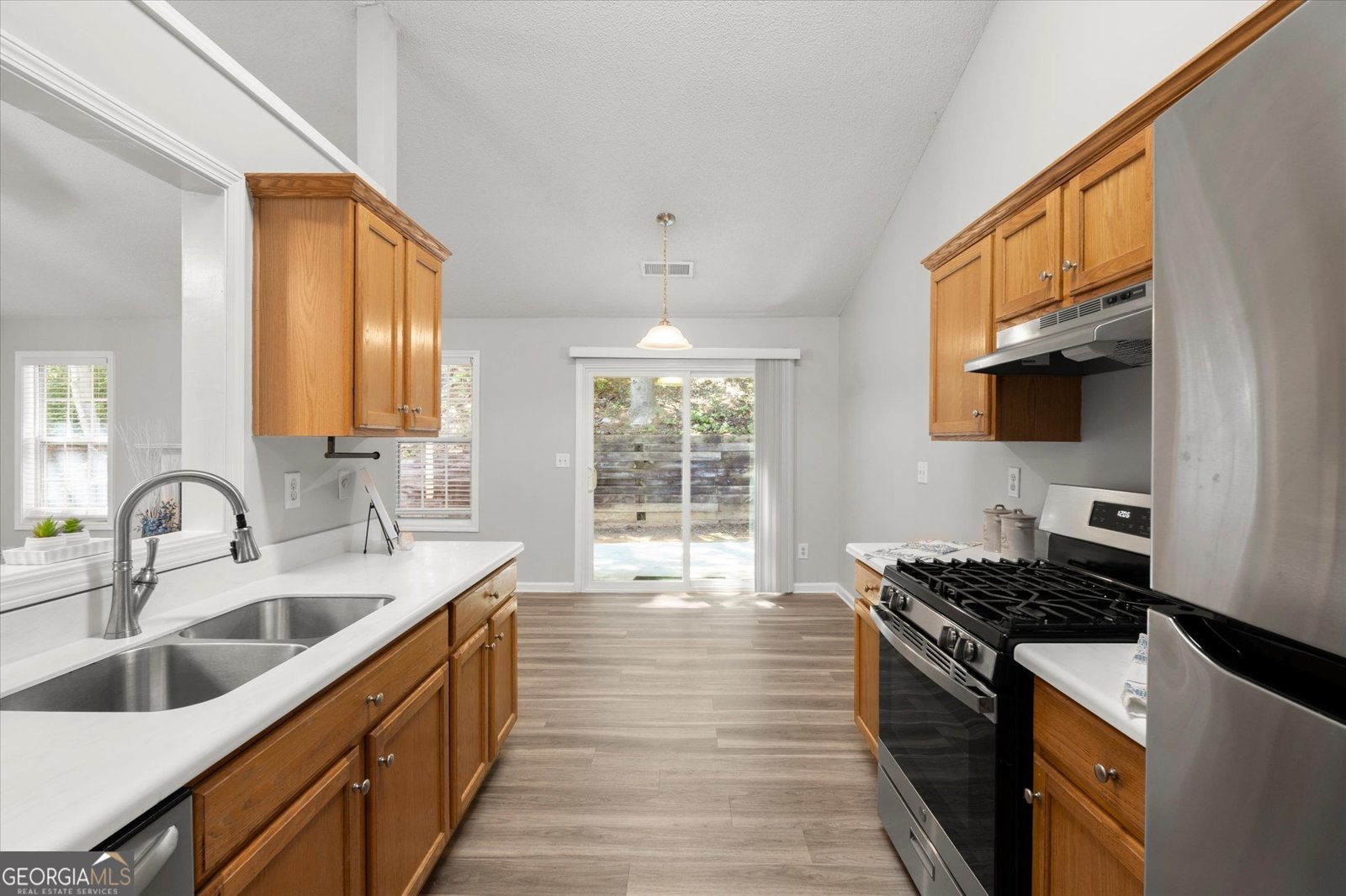 5673 Riverside Walk Drive Sugar Hill - Photo 17