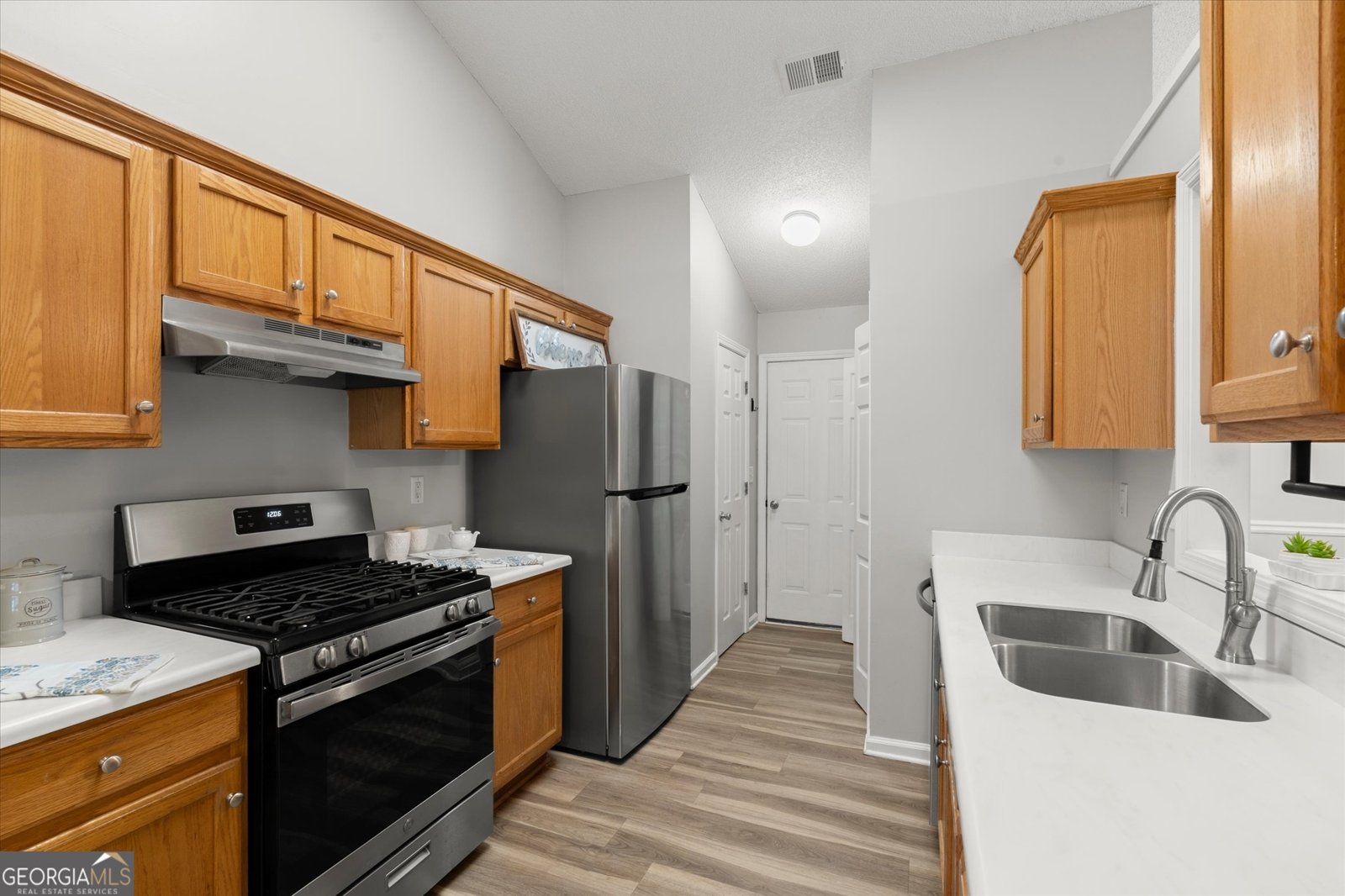 5673 Riverside Walk Drive Sugar Hill - Photo 18