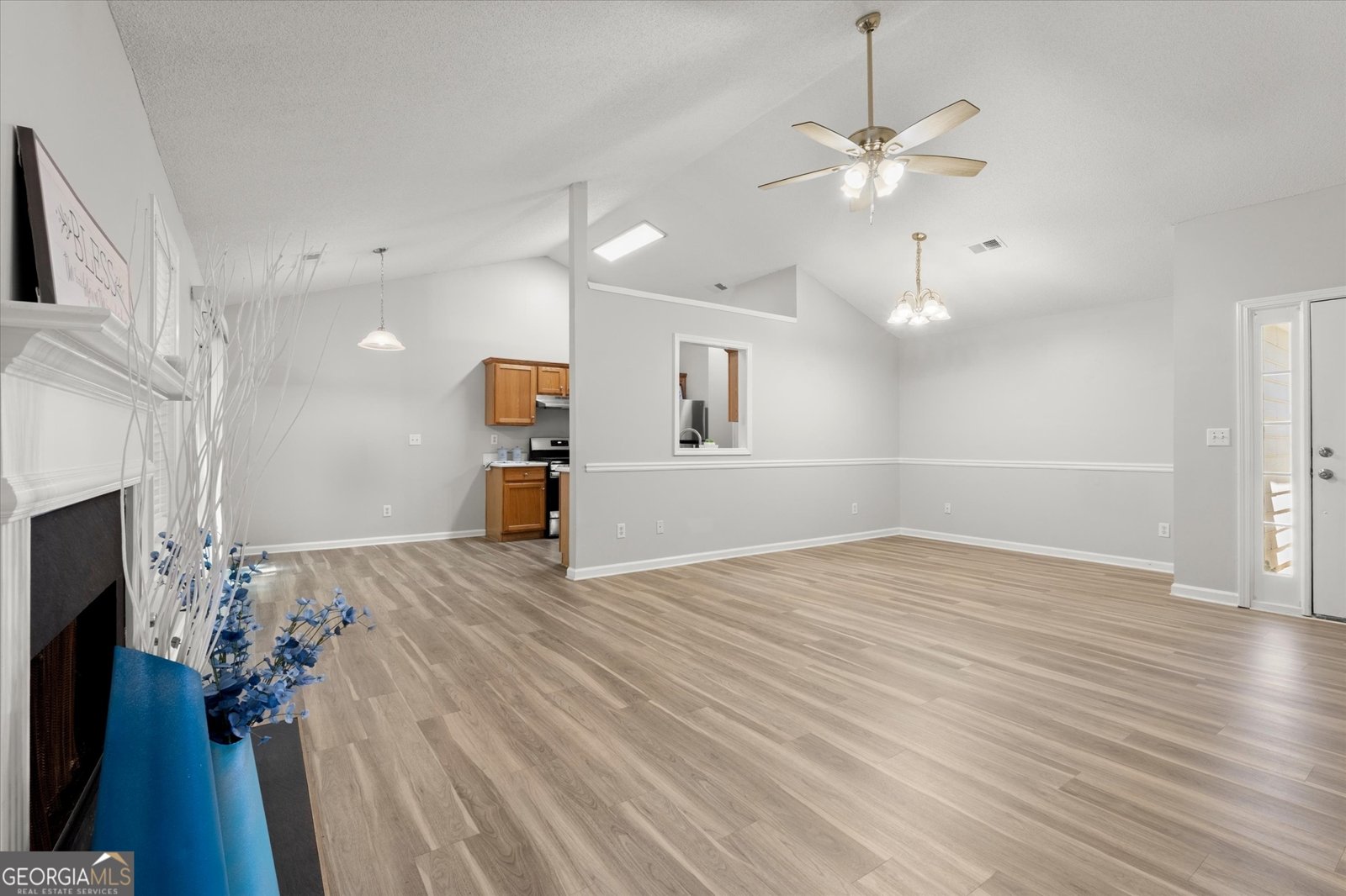 5673 Riverside Walk Drive Sugar Hill - Photo 9