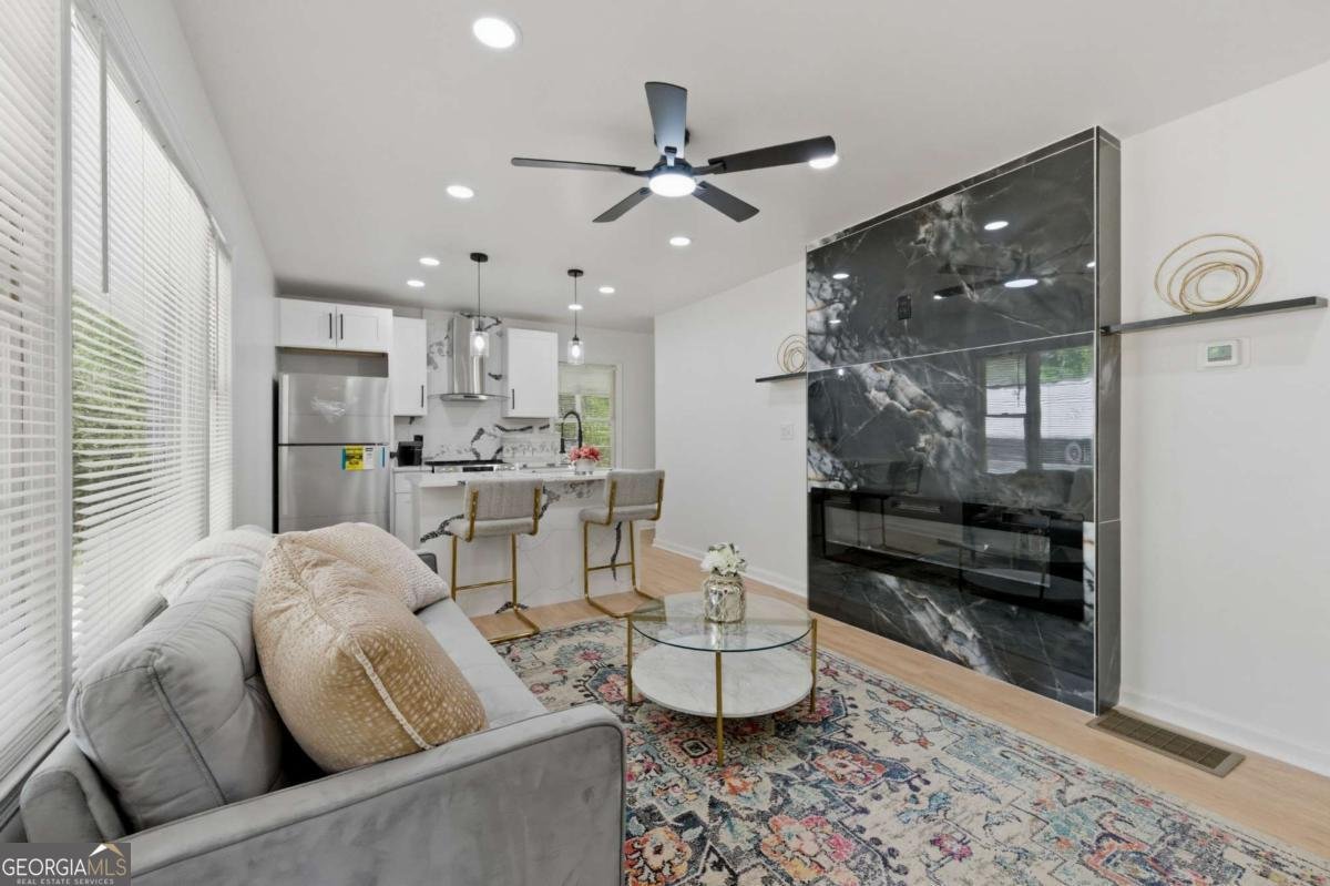 445 Carey Drive Atlanta - Photo 6