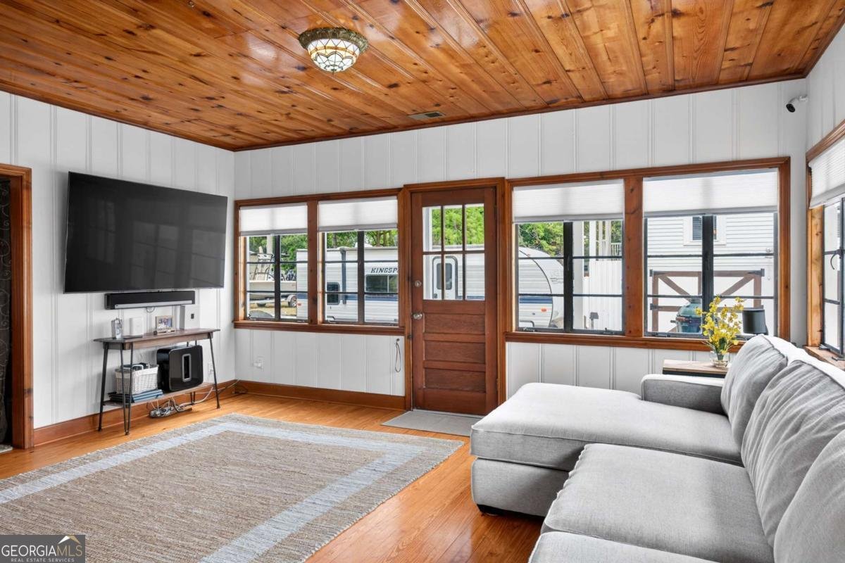 90 Varnedoe Avenue Garden City - Photo 22