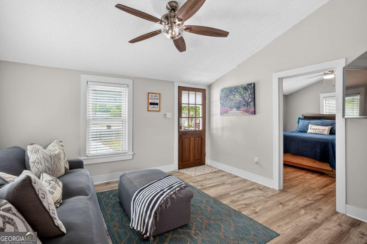 90 Varnedoe Avenue Garden City - Photo 39