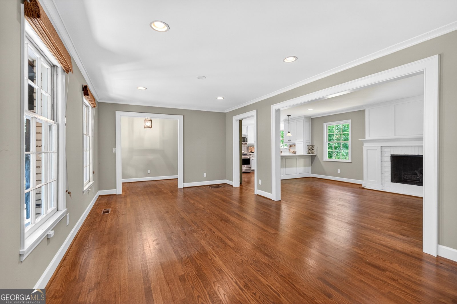 2070 Clay Drive Sandy Springs - Photo 10