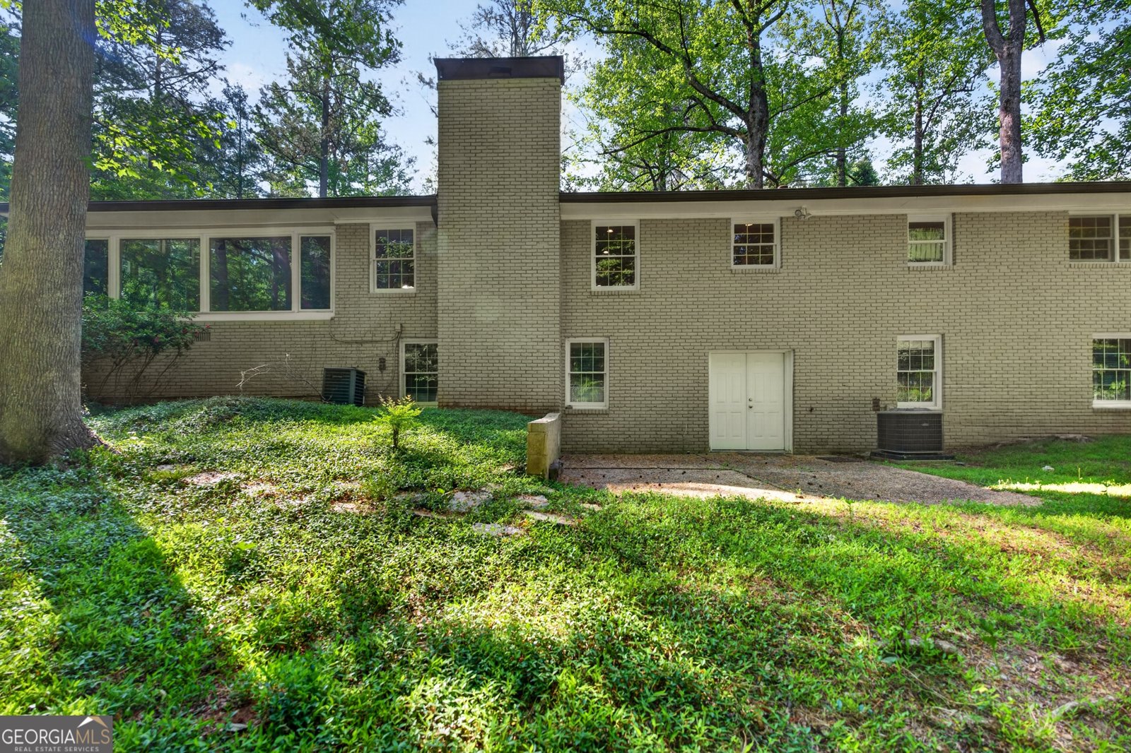 2070 Clay Drive Sandy Springs - Photo 44