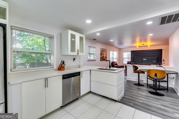 2876 Randall Street East Point - Photo 11