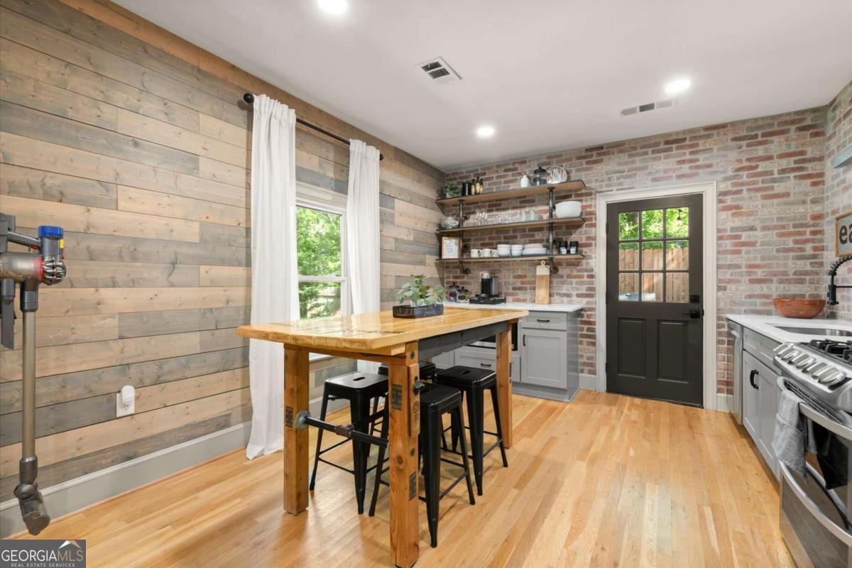 209 Hampshire Avenue Decatur - Photo 9