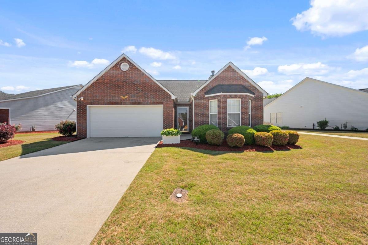 740 Jacoby Drive Loganville - Photo 1