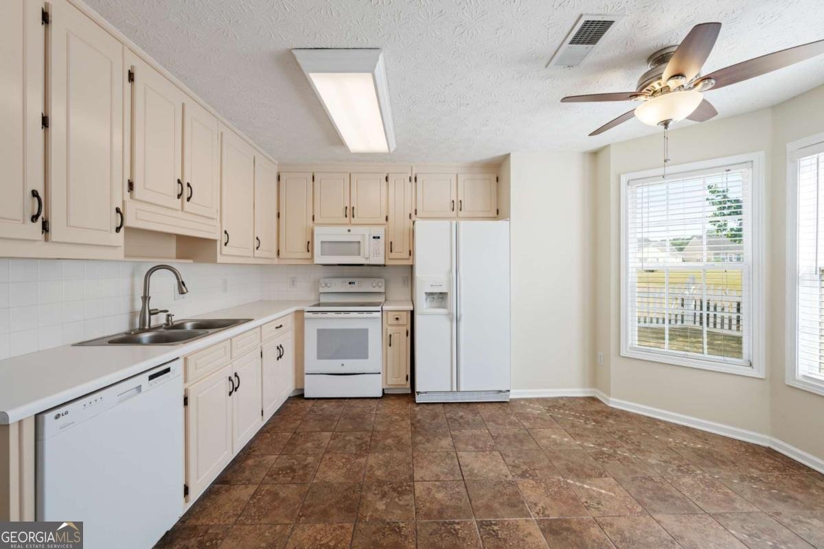 740 Jacoby Drive Loganville - Photo 15