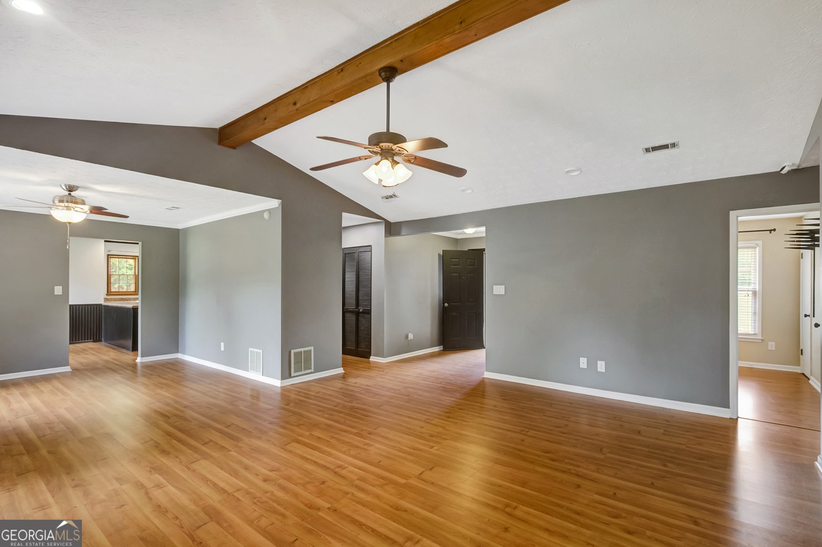 110 Beacon Drive Fayetteville - Photo 9