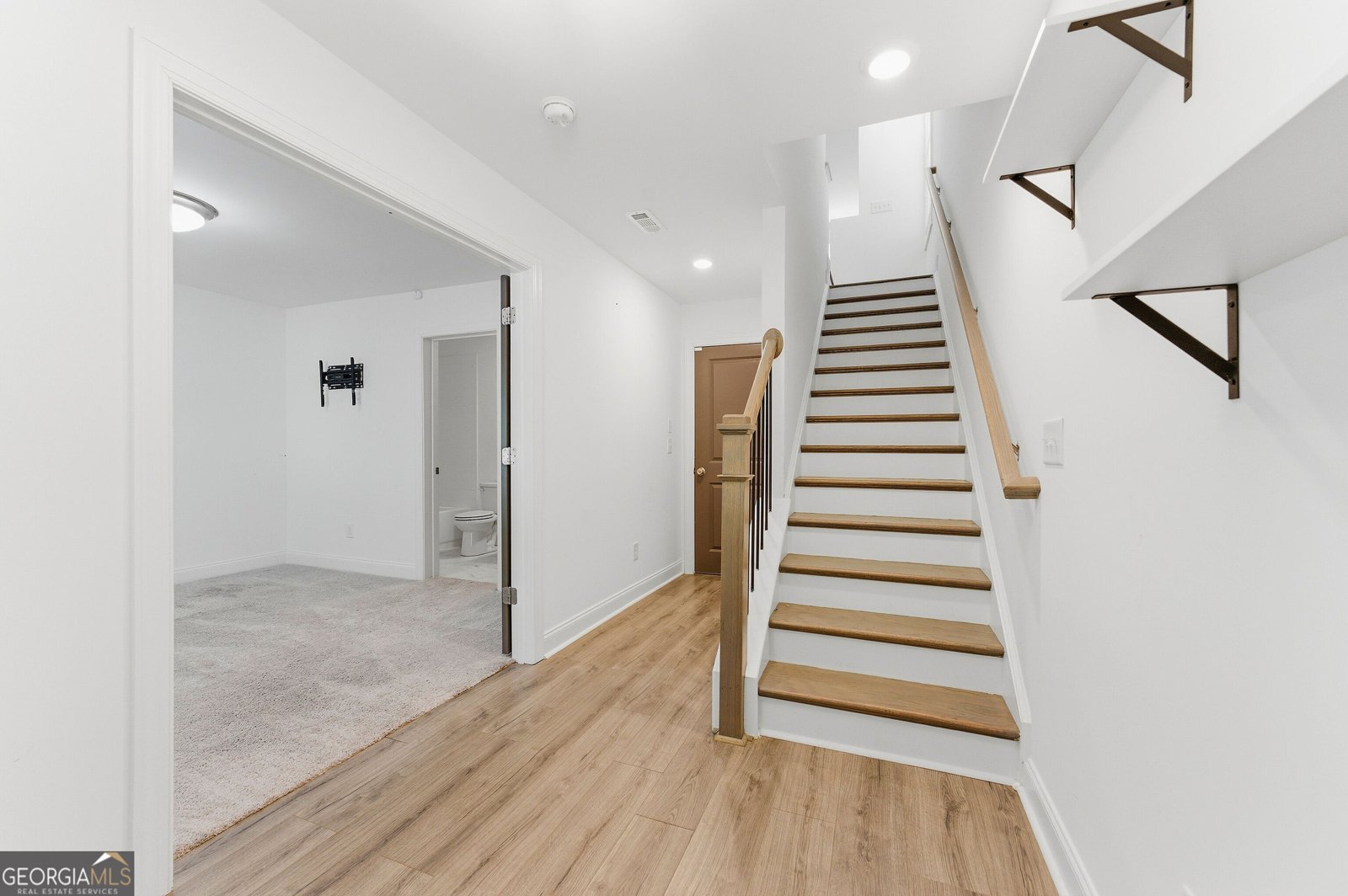 750 Angora Alley Scottdale - Photo 2