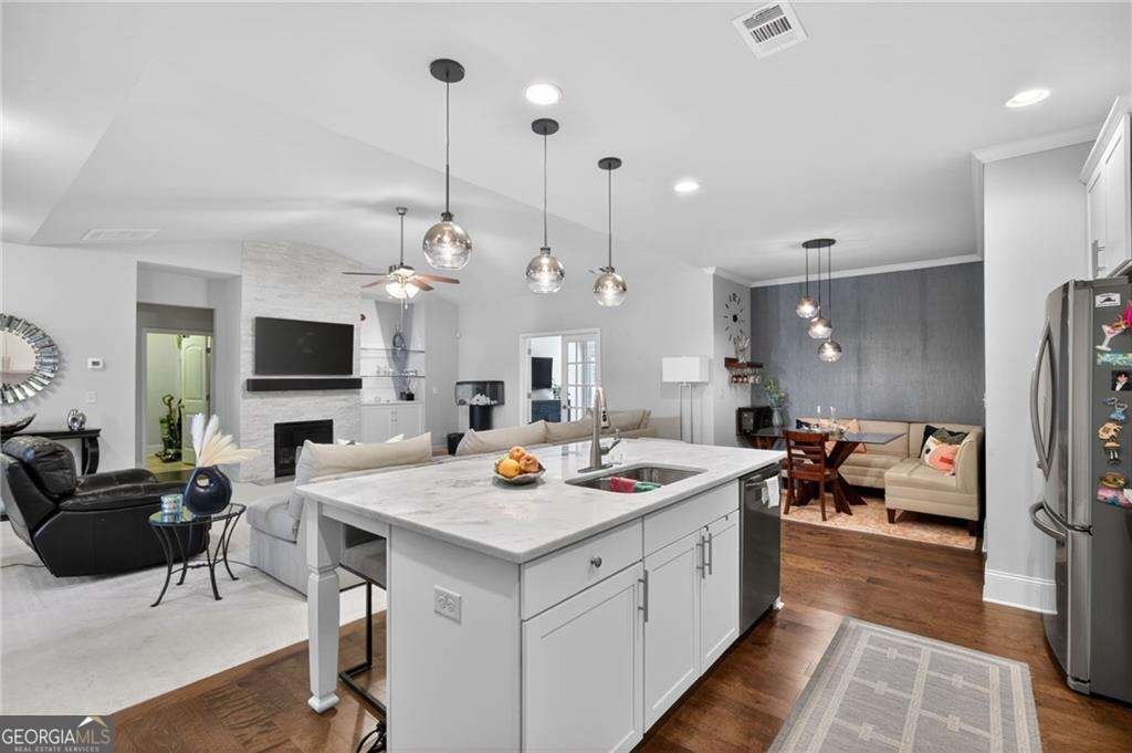 5688 Walnut Mill Lane Powder Springs - Photo 11