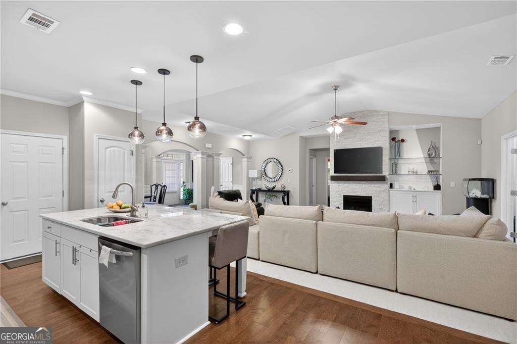 5688 Walnut Mill Lane Powder Springs - Photo 14