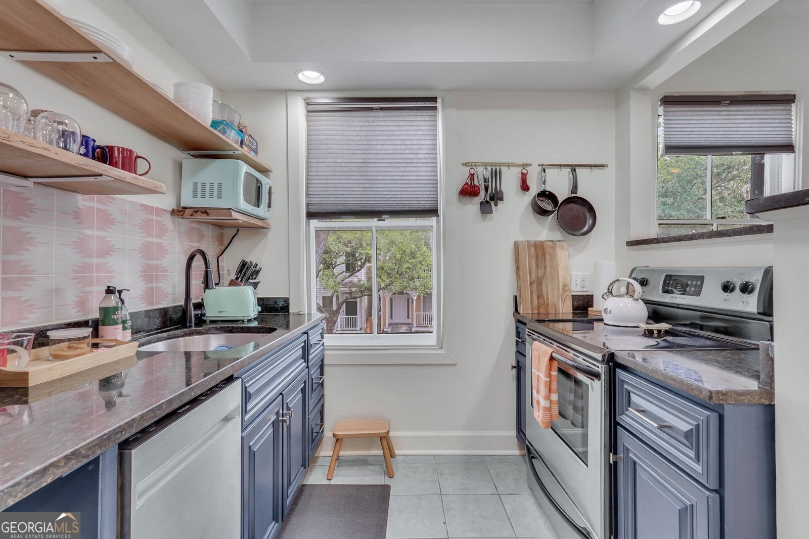 525 Gwinnett Street Savannah - Photo 10