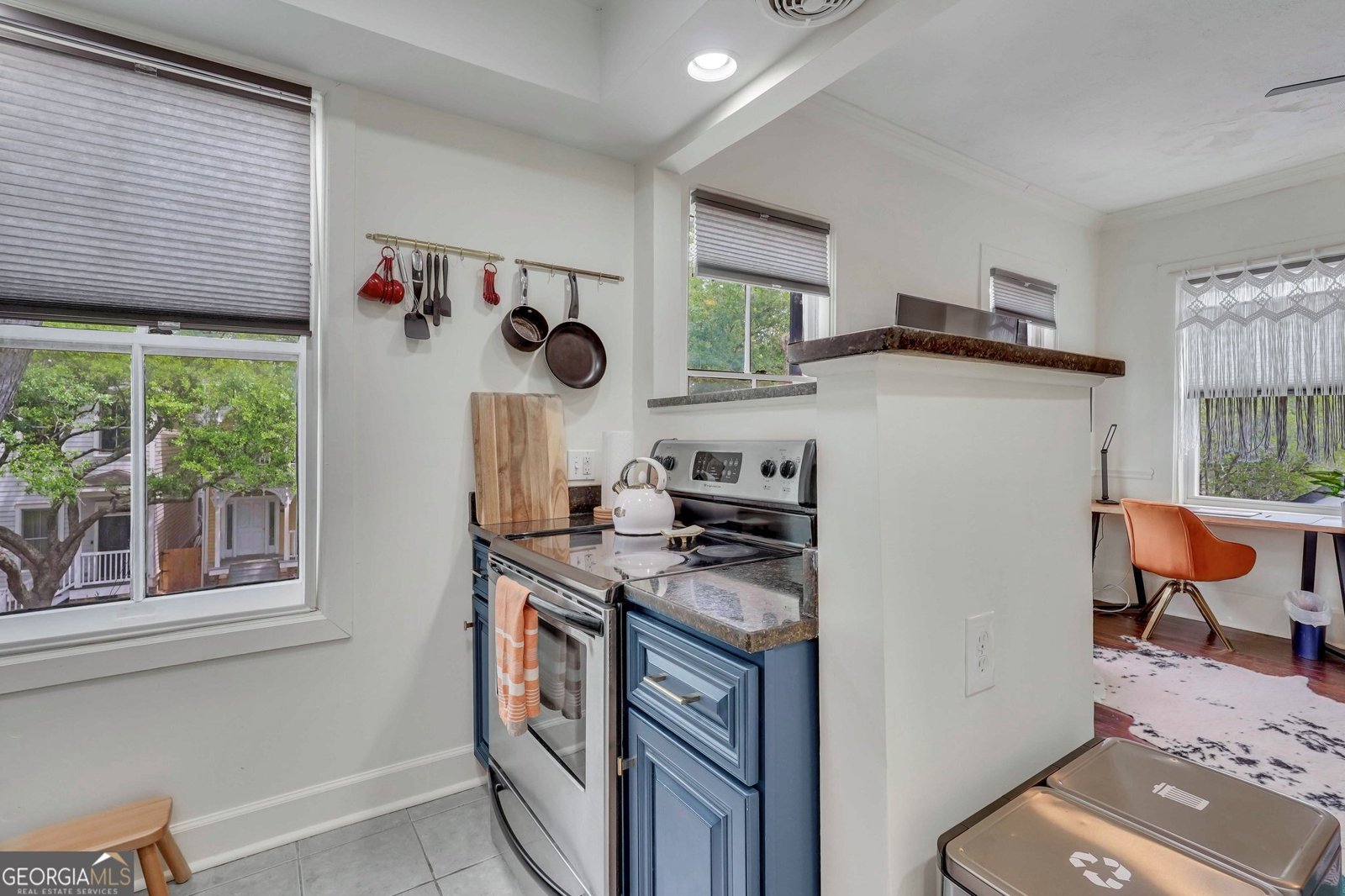 525 Gwinnett Street Savannah - Photo 8