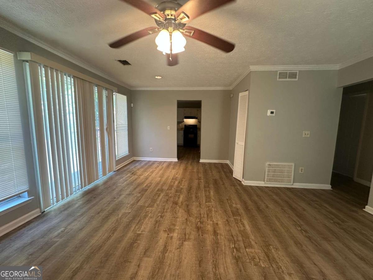 358 Pin Oak Court Marietta - Photo 10