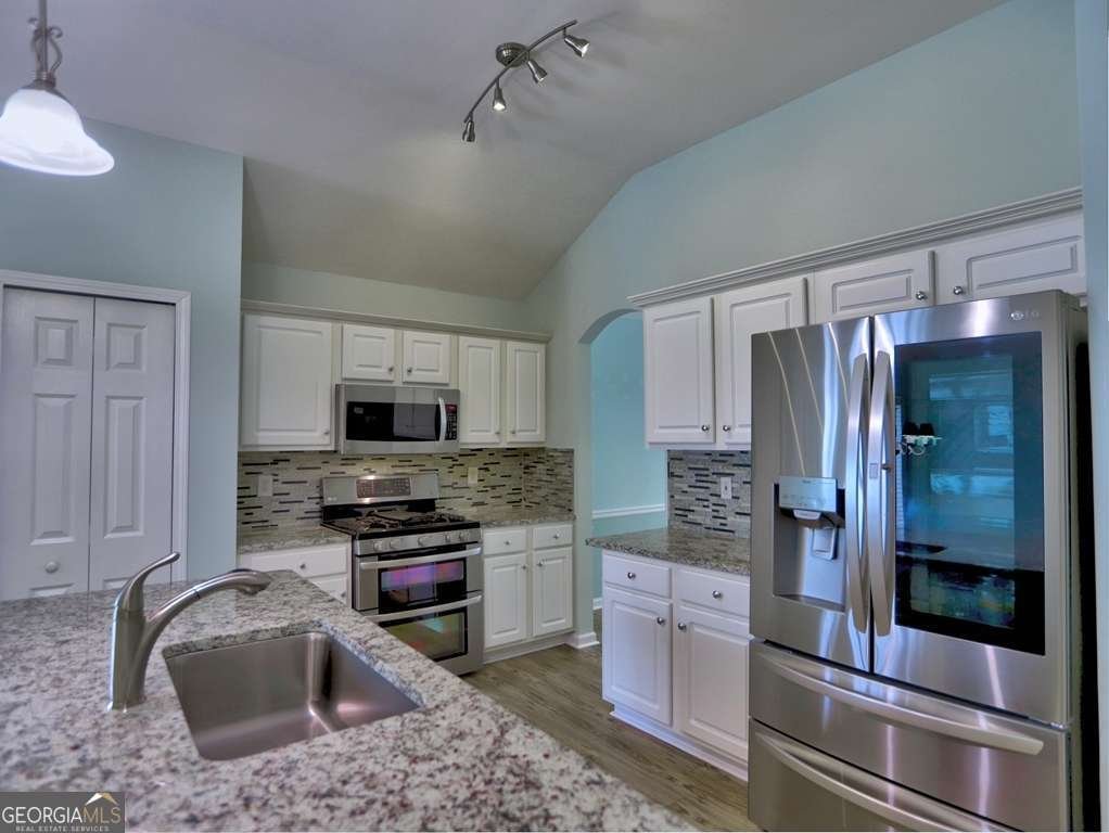 512 Courtyard Way Woodstock - Photo 14